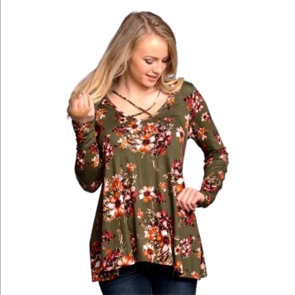 Jodifl Long Sleeve Criss Cross Floral Tunic